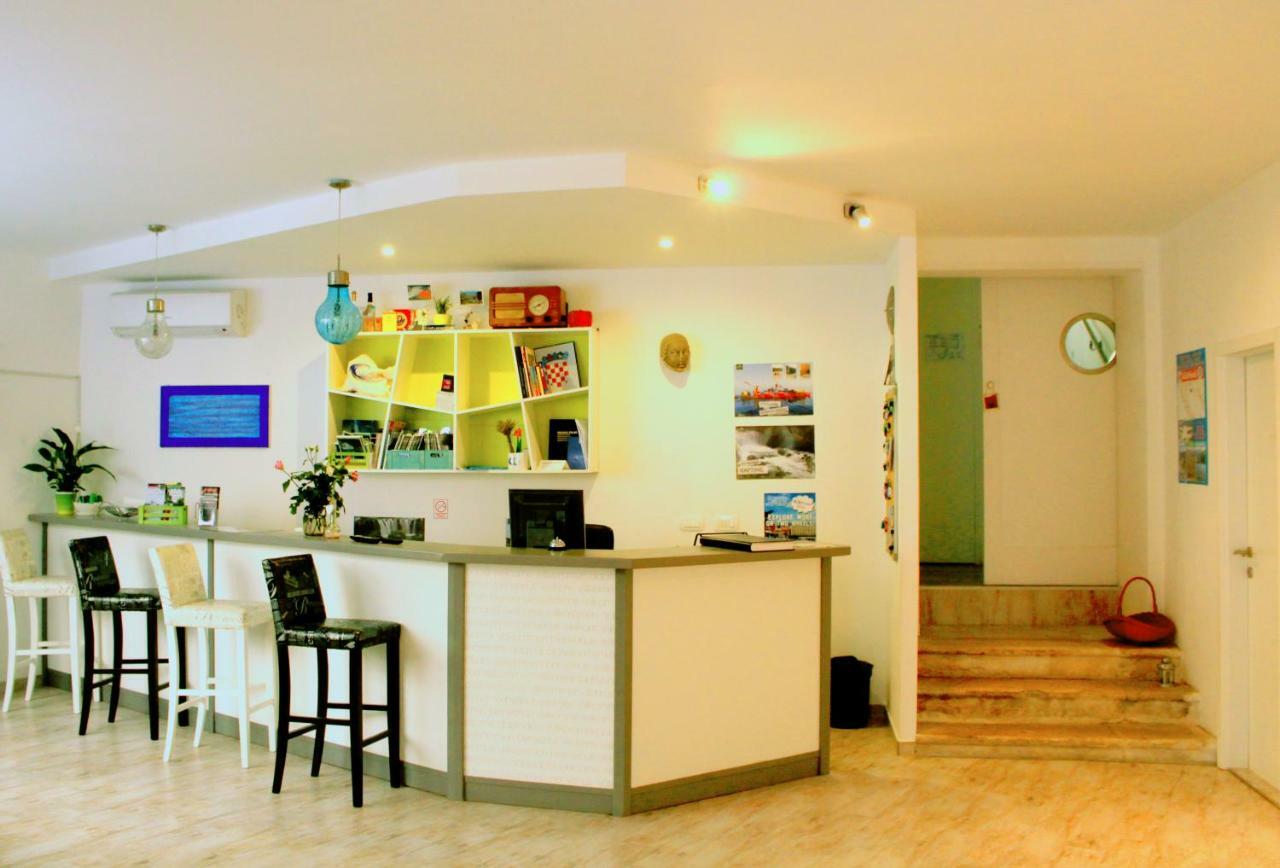 Hostel Mare Šibenik Extérieur photo