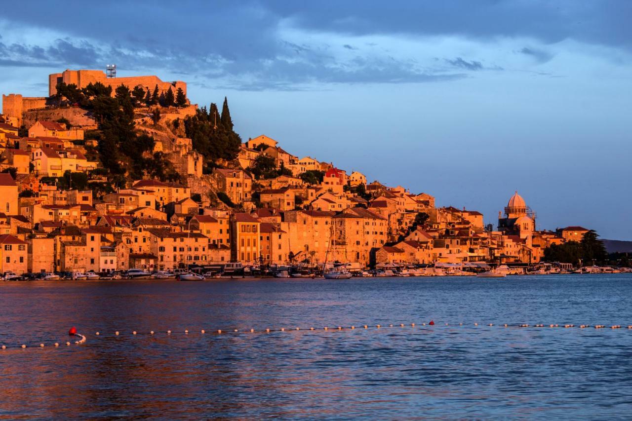 Hostel Mare Šibenik Extérieur photo